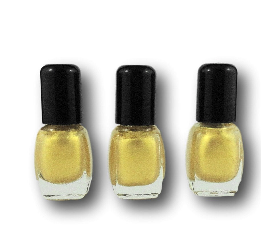 CADILLAC golden Yellow Nail Polish