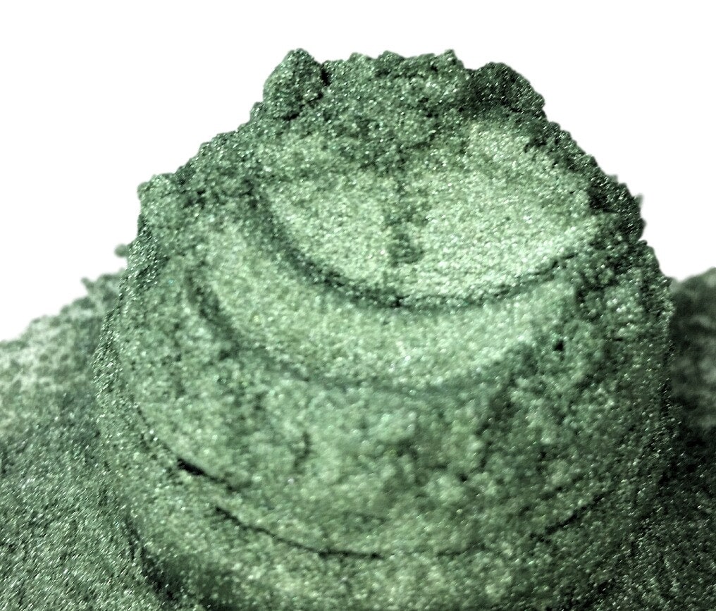 BARRCUDA - Silvery Sage Green Eyeshadow - Shimmer- Metallic- Luster- 5g Sifter Jar - eyeshadow - Vegan Natural mineral - Mica Makeup