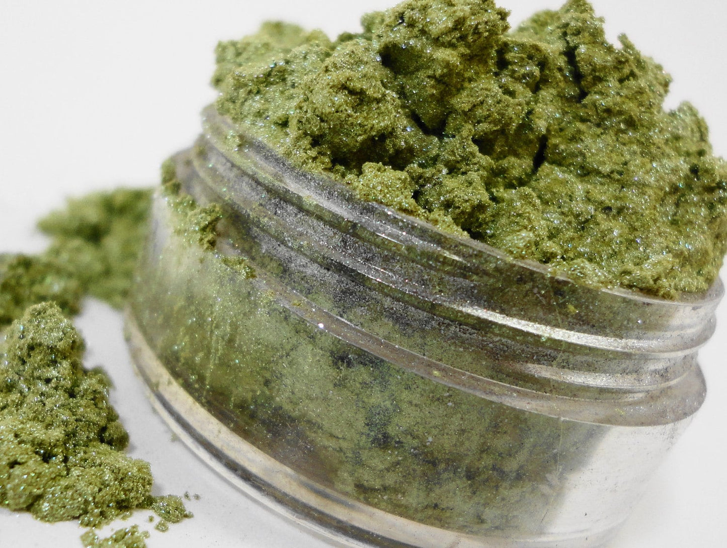 JADED - Jade Green Shimmer Eyeshadow
