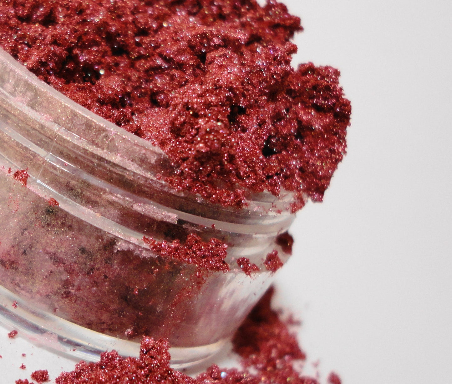 Harlot - Red Shimmer Eyeshadow