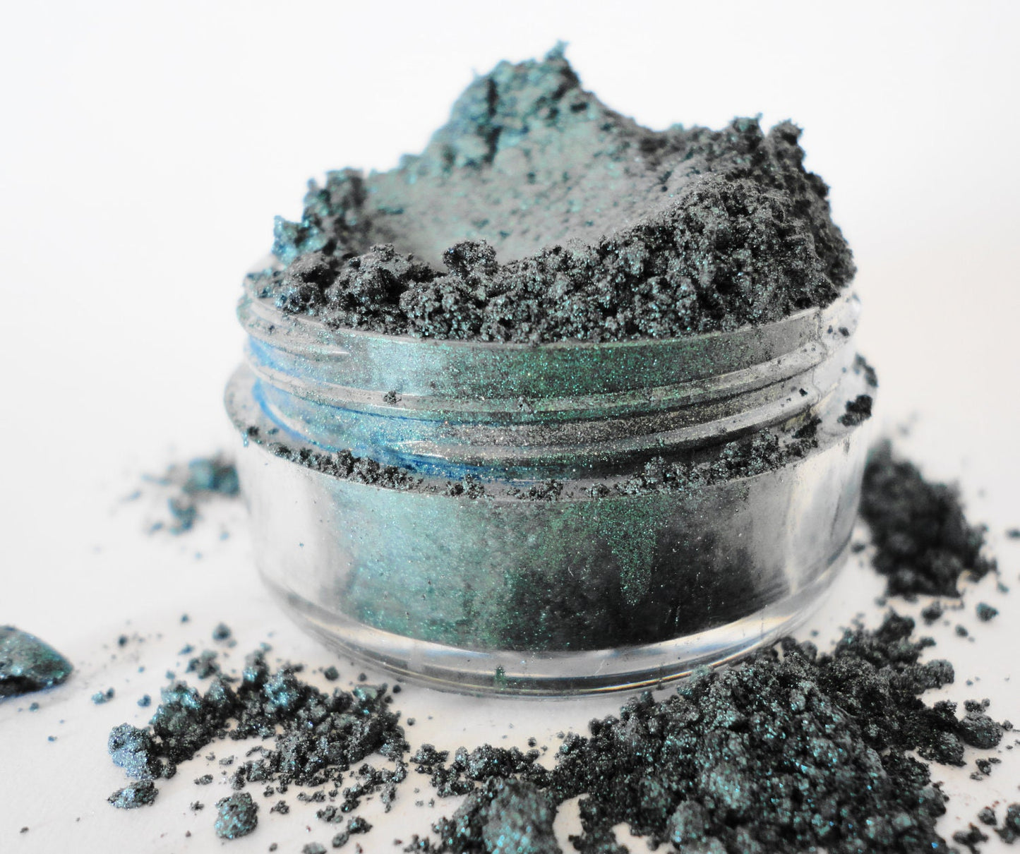 ABSINTHE - Teal Blue Shimmer Eyeshadow