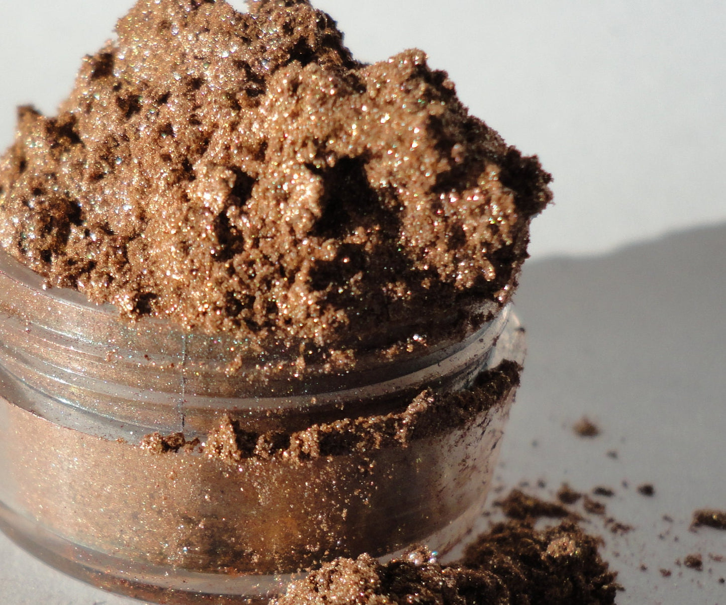 BELGIAN - Metallic - Brown Eye shadow -Shimmer - Chocolate Brown- Vegan Natural - Mineral Makeup - 10g Sifter Jar Eyeshadow - Smokey Eyes