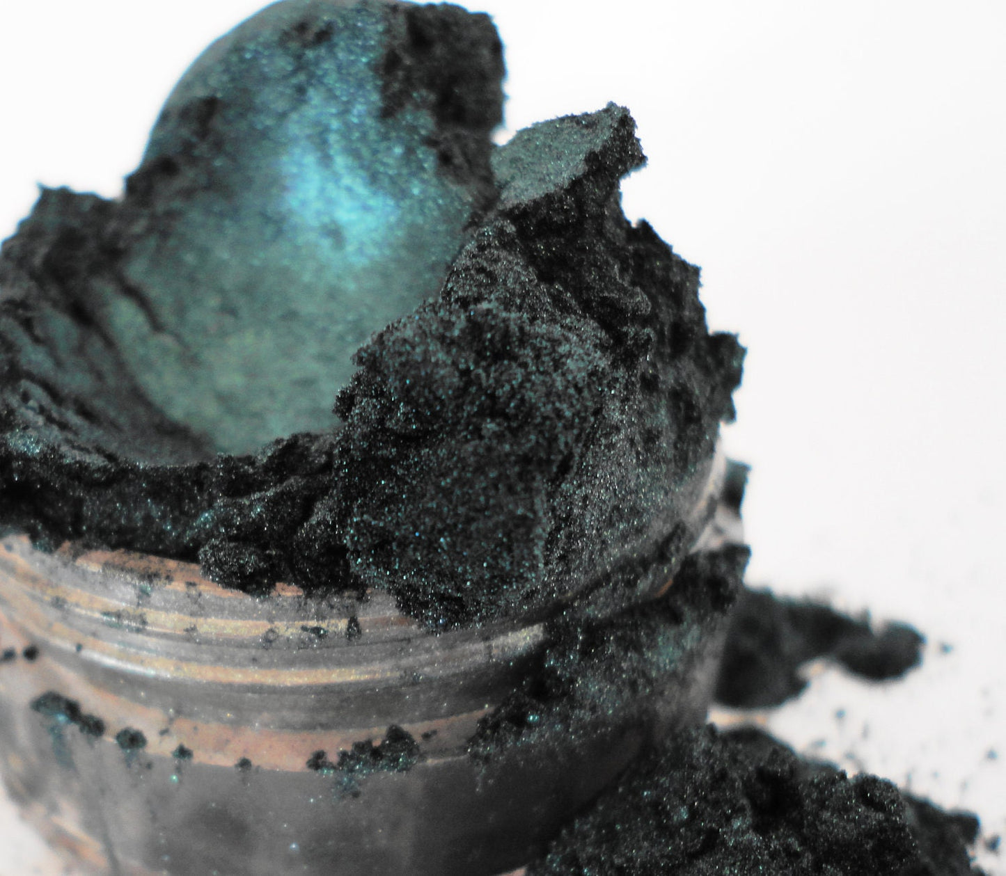 WICKED - Teal Green Metallic Eyeshadow
