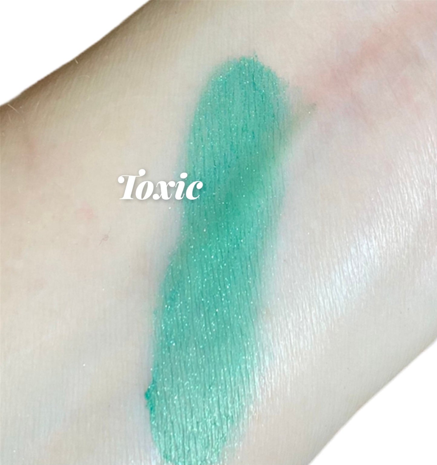 TOXIC Green Eyeshadow