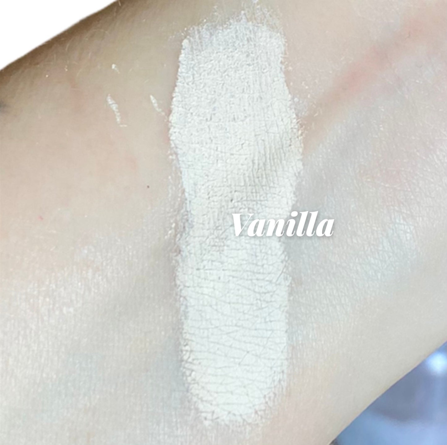 VANILLA - Off White Matte Eyeshadow
