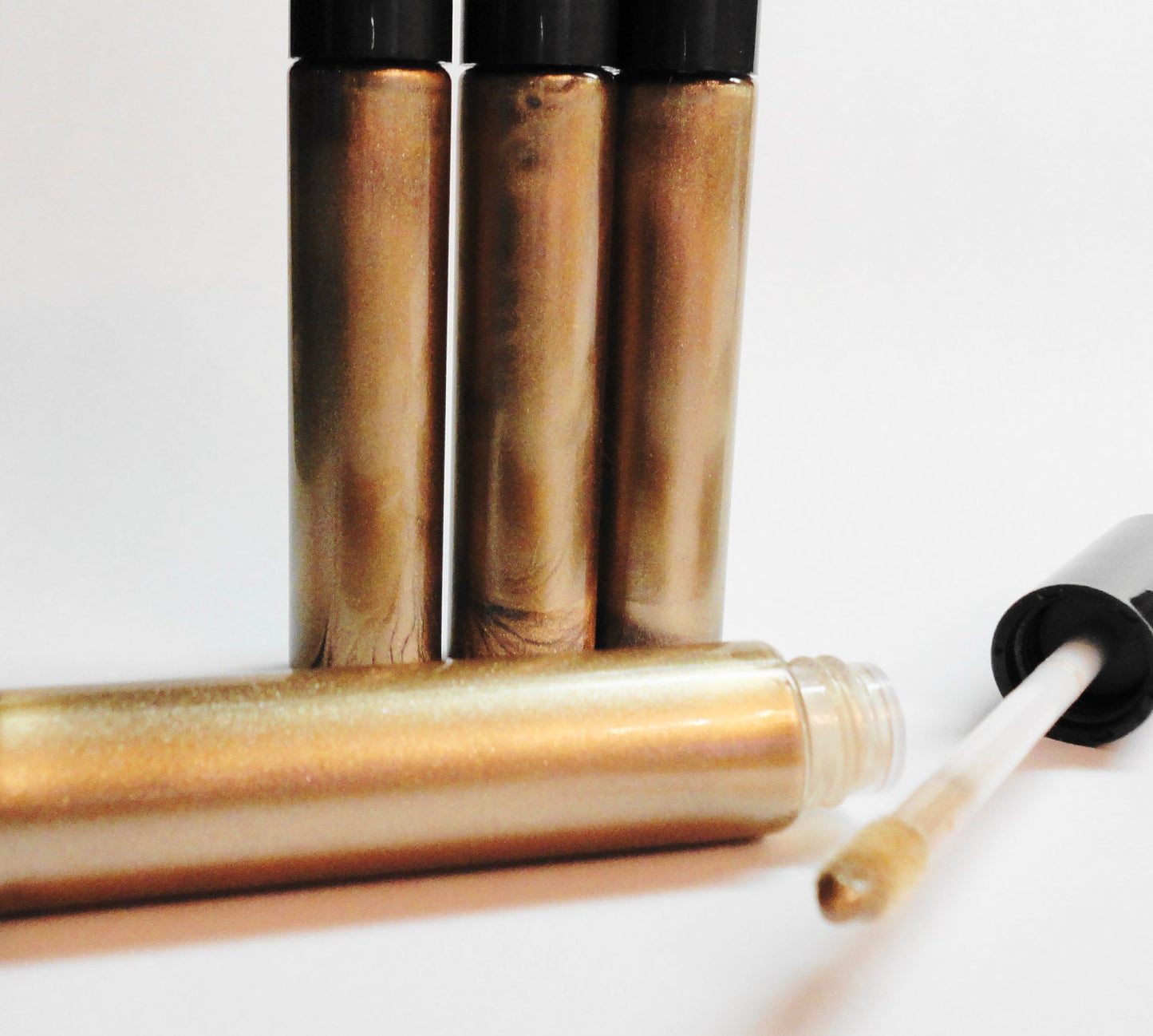 PRETTY PLEASE - Dusty Pink Shimmer Lip Gloss