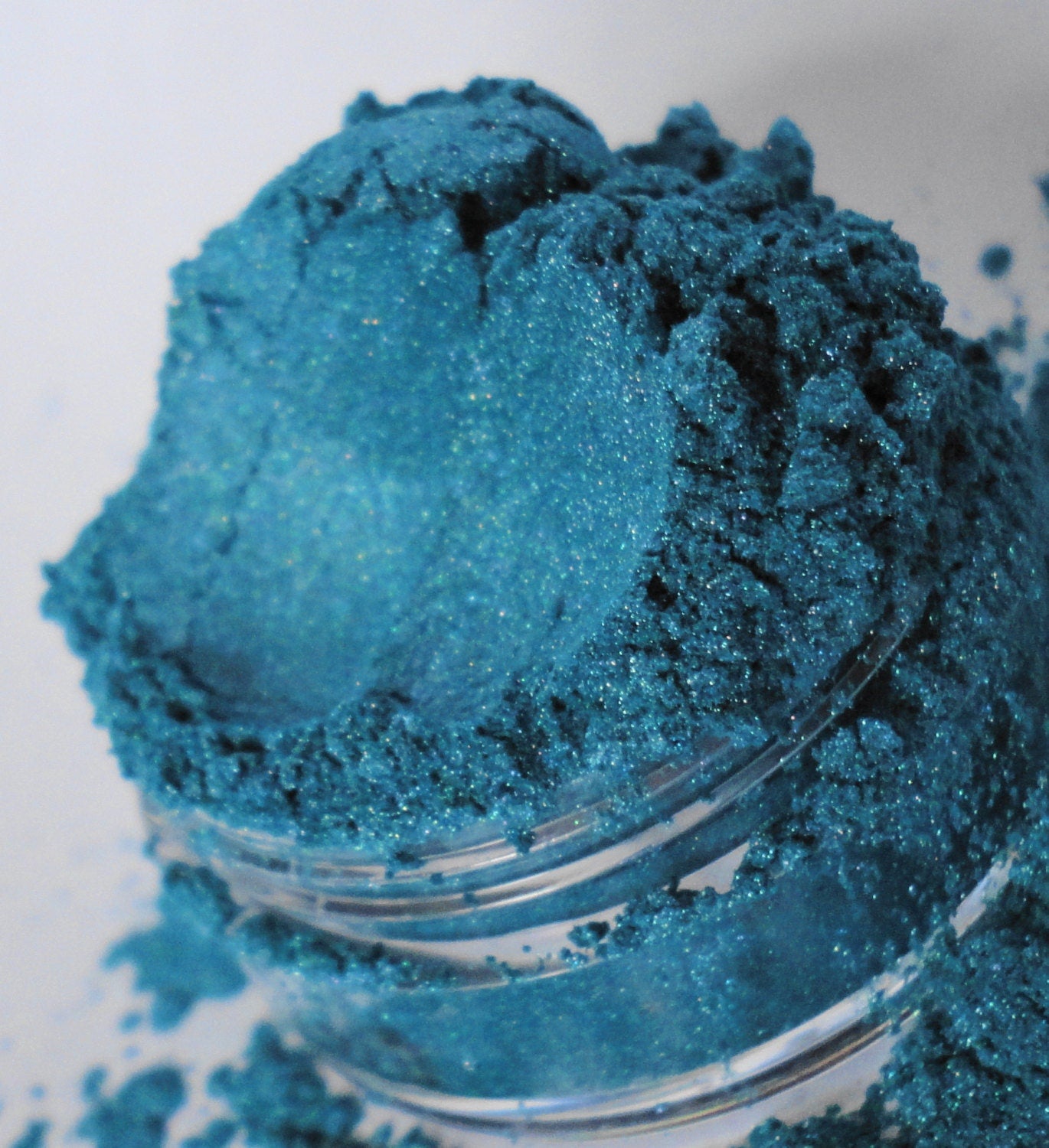 Misfit - Turquoise Blue Shimmer Eyeshadow