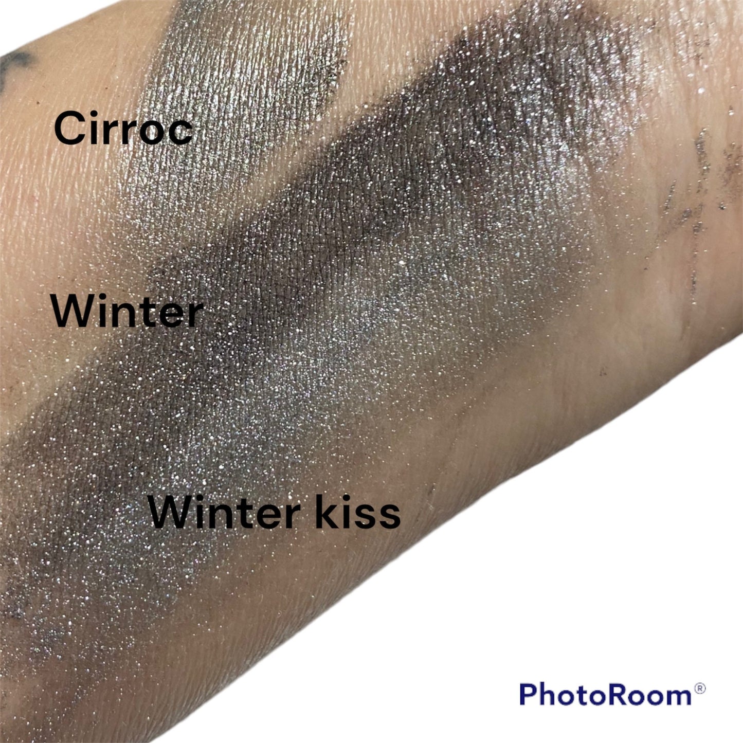 GOTHICA- Dark Silver Shimmer Eyeshadow