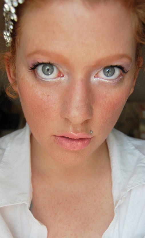 SNOWFLAKE - Iridescent White Shimmer Eyeshadow