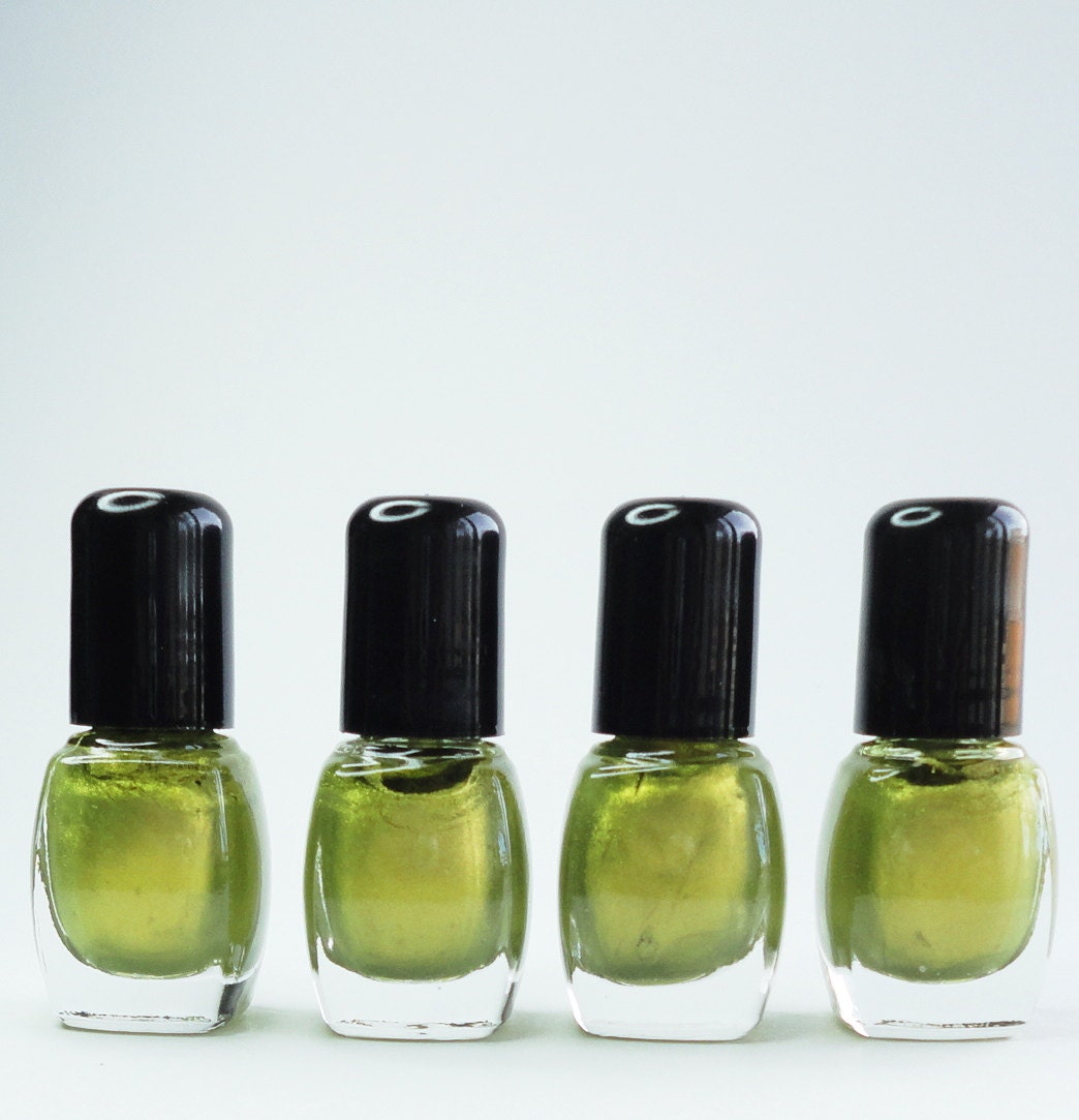 Nail Polish Starlet Duo chrome pink violet blue Vegan nails free from harsh chemicals indie nail polish mini bottle