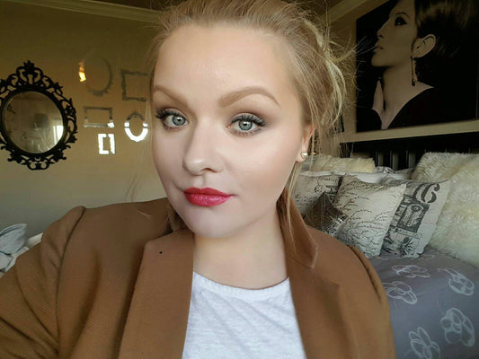 TRUE CORAL - Lipstick- Semi Matte - Pink Red orange - Vegan - Paraben Free - Mineral Makeup-  Cream Lipstick