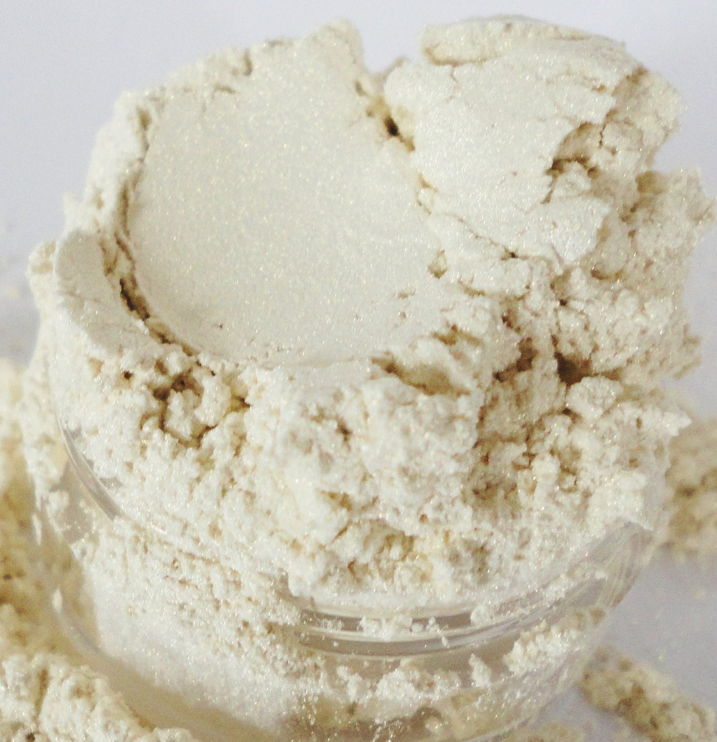 Precious-  White Gold Eye Shadow