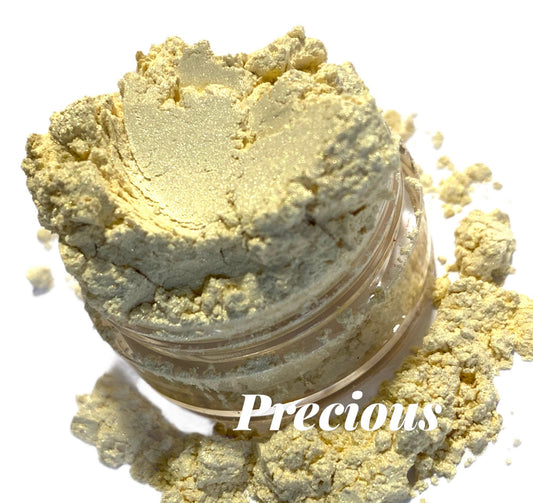 Precious-  White Gold Eye Shadow
