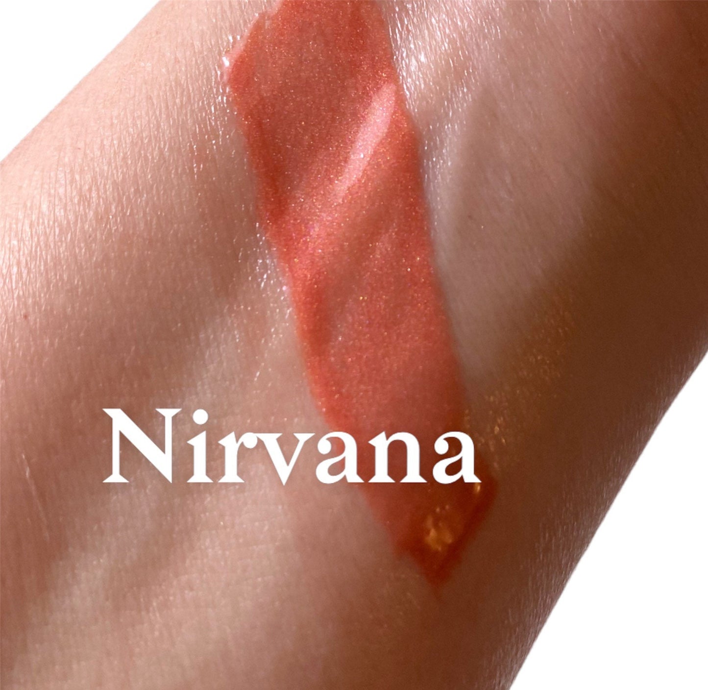 Nirvana lip plumper lipgloss